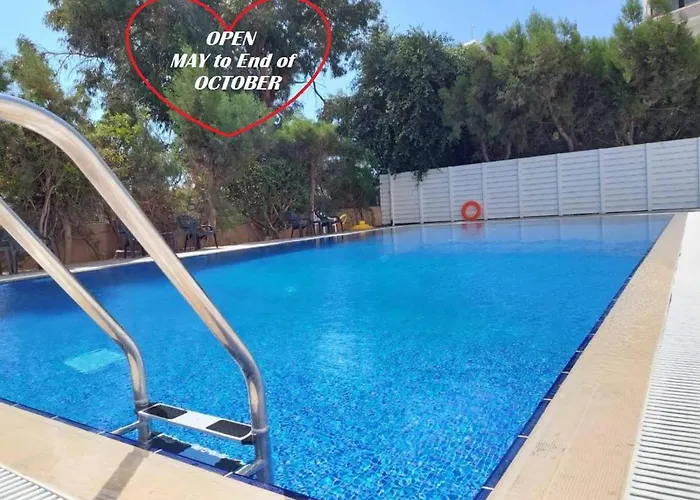 Lazuli Beach & Pool Apartment 501